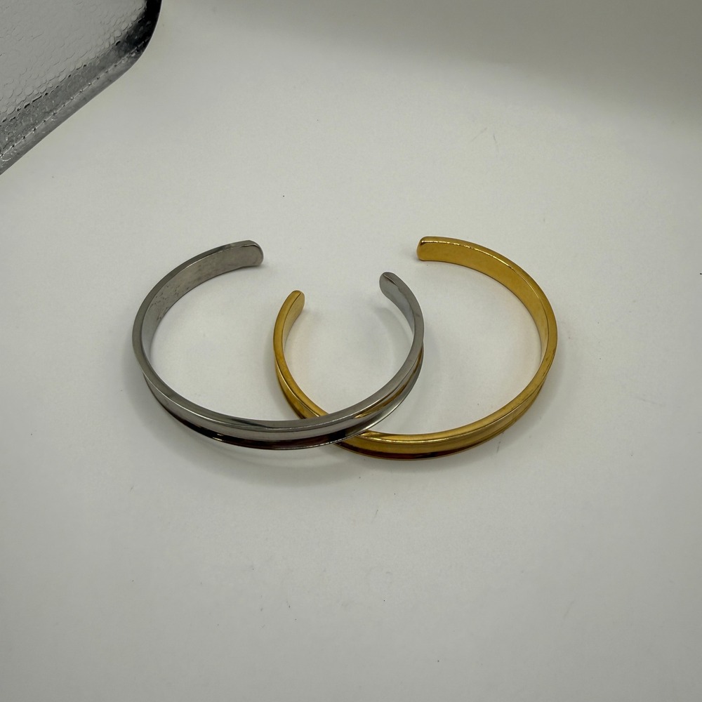 Minimalist Modern Gold Silver Cuff Bracelet Lot of 2 Ashley Bridget - Picture 3 of 8